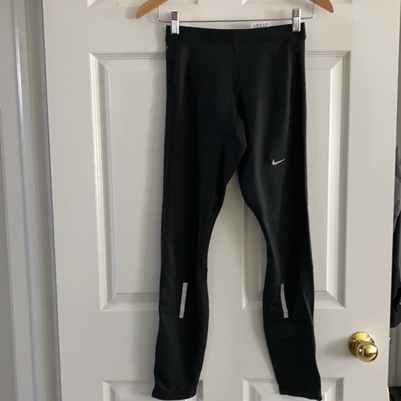 Nike Dri-Fit Running Gear - Picture 3 of 11